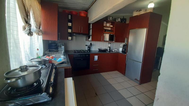 2 Bedroom Property for Sale in Blackheath Industrial Western Cape